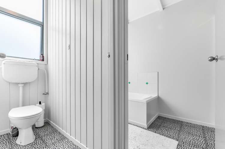 16 Esmae Place Dinsdale_27