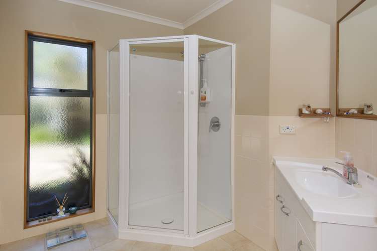 30 Mornington Dell Papamoa_12