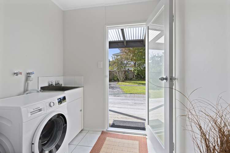 3 Solander Place Whitby_13