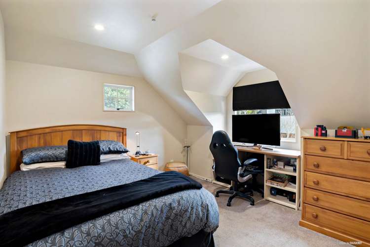 6 Chardonnay Rise Henderson_21