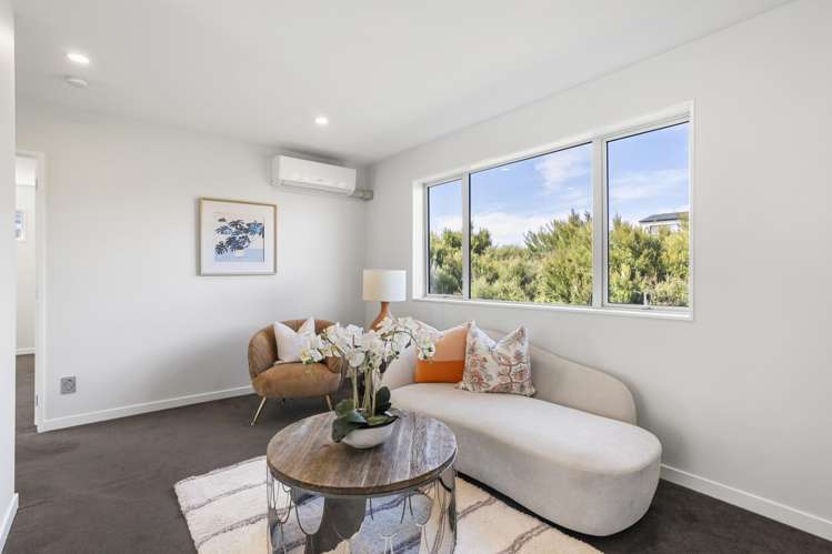 517 East Coast Road Murrays Bay_14