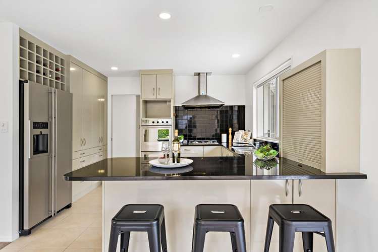 4 Coldham Crescent Saint Johns_8