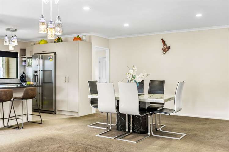 22 Gordon Stanley Drive Massey_27