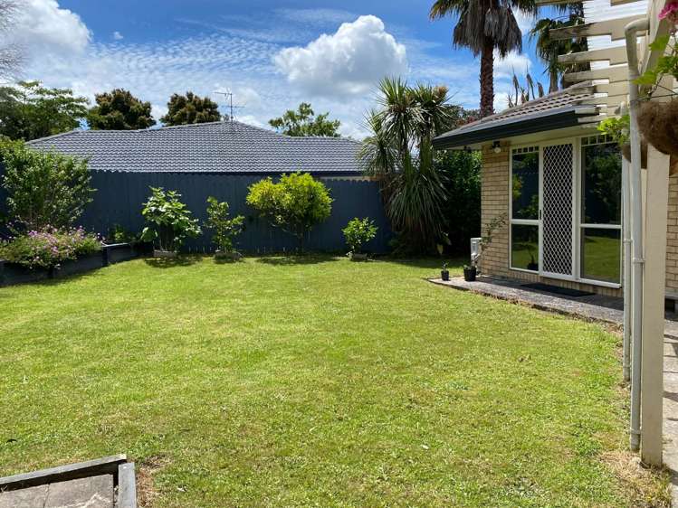 6 Midhurst Avenue Henderson_6