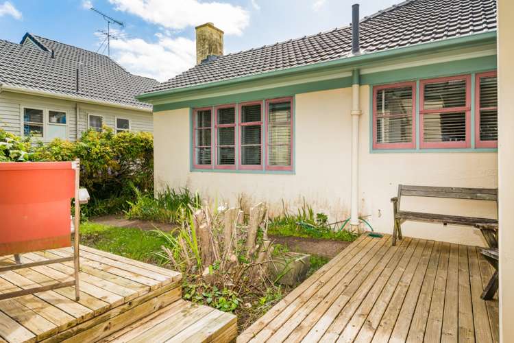 10 Handley Avenue Narrow Neck_12