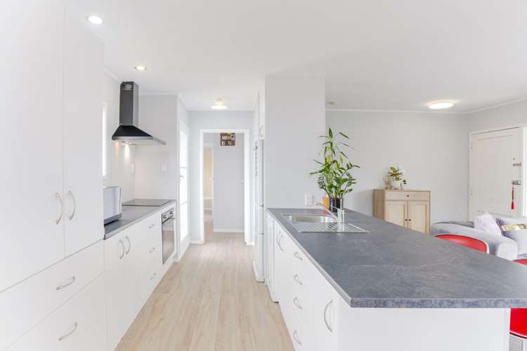 1/33 Bellringer Road Massey_6