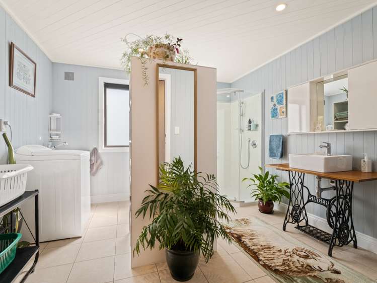 6 Frances Street Taieri Mouth_13