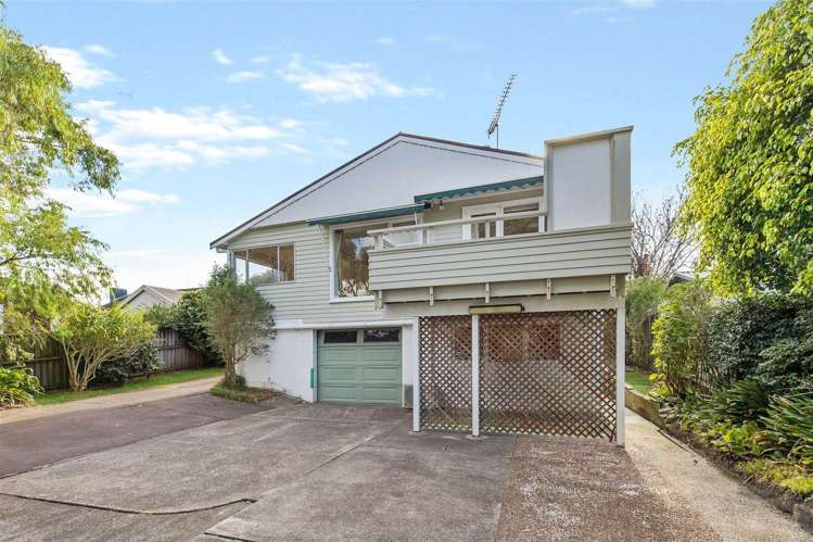 6 Raines Avenue Forrest Hill_18