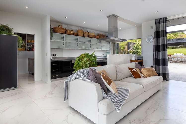 226 Wrekin Road Fairhall_14