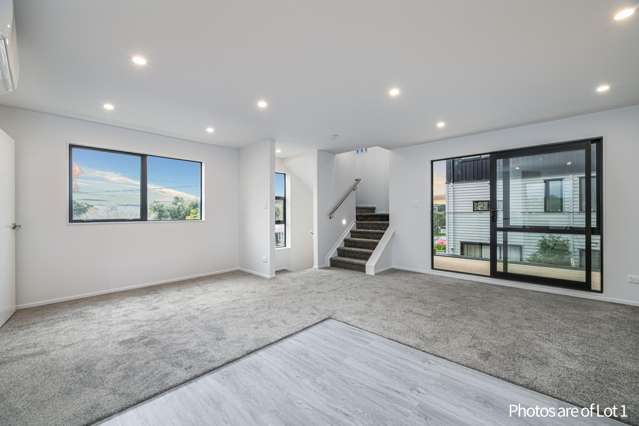 2/17 Kingdale Road Henderson_3