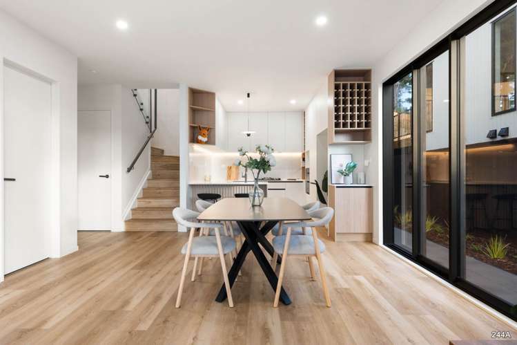 242, 244 West Hoe Heights Orewa_14