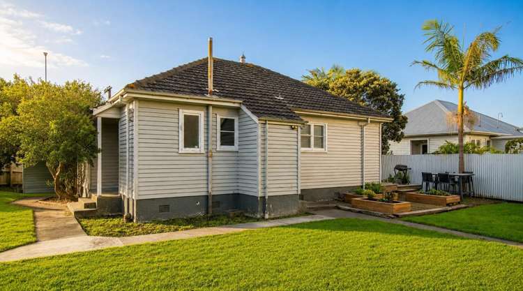 210 Wainui Road_0