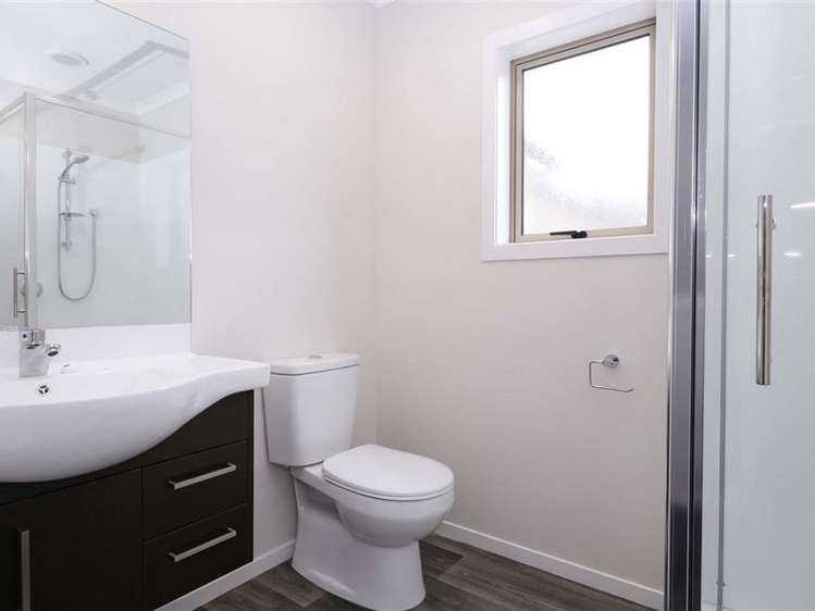 3/52 Cook Street Hamilton East_5