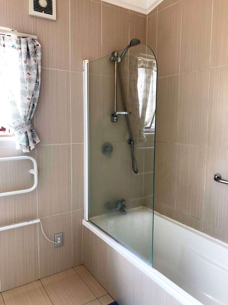 1/8 Wattle Street New Lynn_8