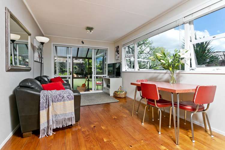 2/8a Harley Road Takapuna_5