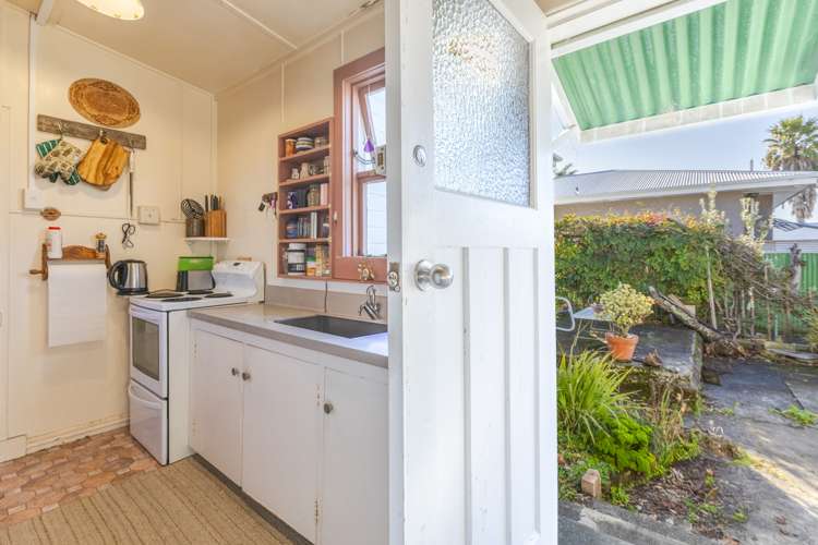 131 Nelson Crescent Napier South_11