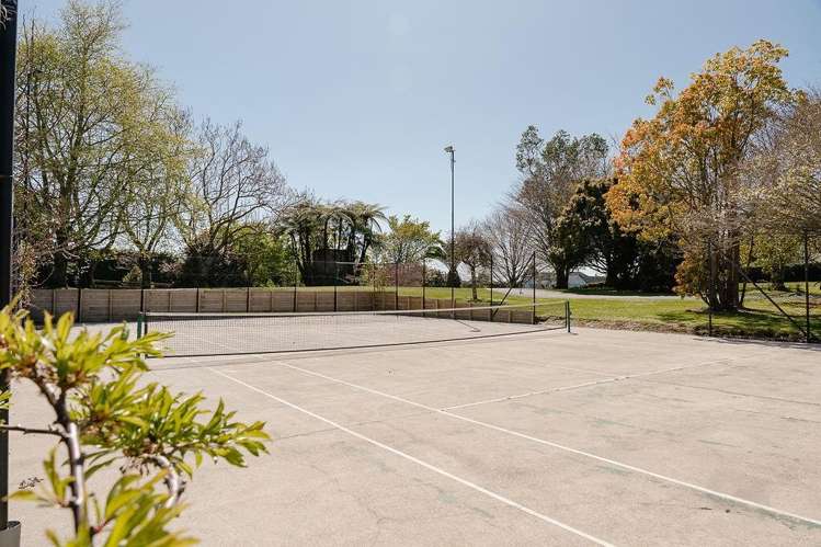 860C Pyes Pa Road Pyes Pa_27