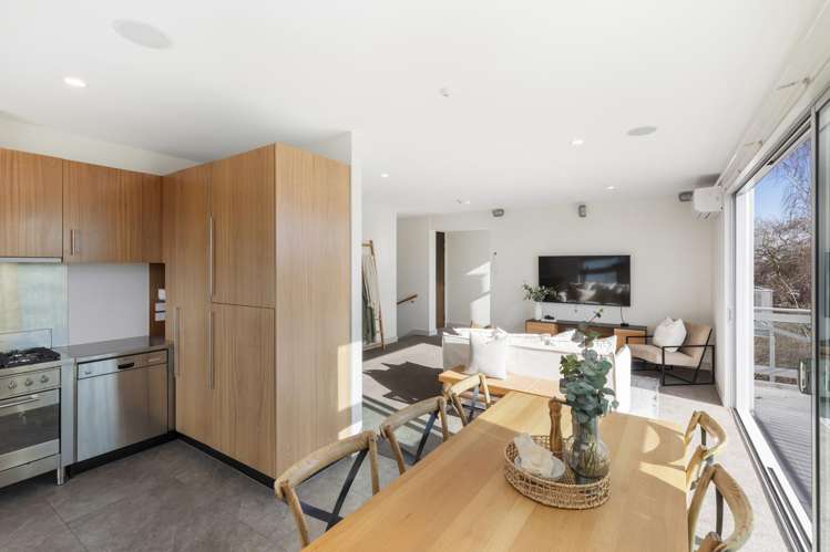 6/2 Cranmer Square_5