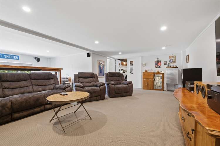 9 Middlebank Drive Richmond_13