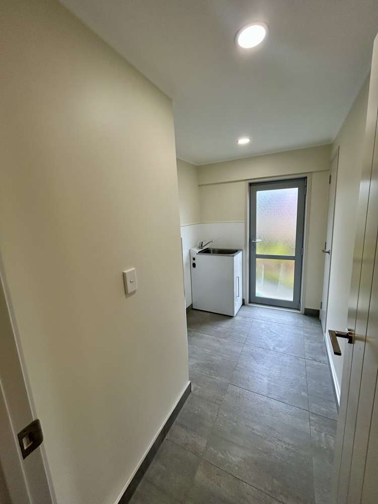 12A Mizpah Road Waiake_22