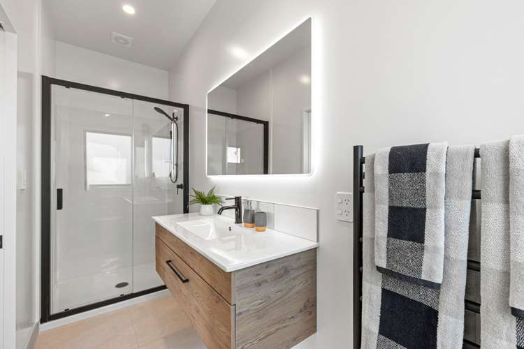 37 Sullivan Avenue Woolston_11