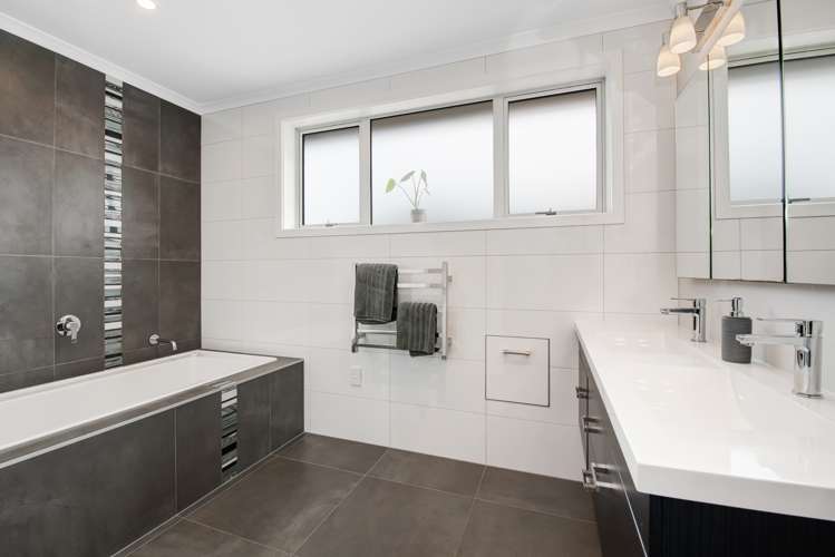 27 Pioneer Rise Silverdale_16