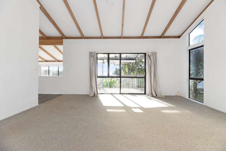 949 East Coast Road Torbay_9