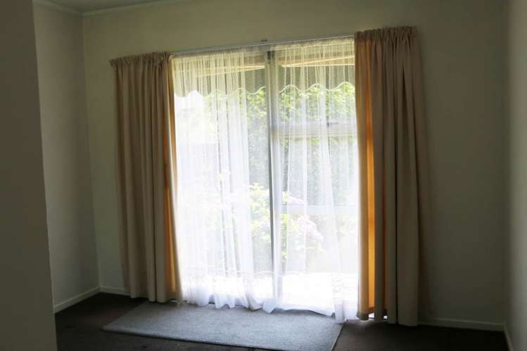 2d Cleland Crescent Blockhouse Bay_4