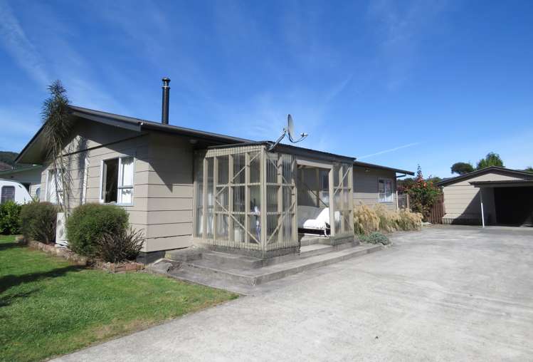 2 Walsh Street Reefton_12