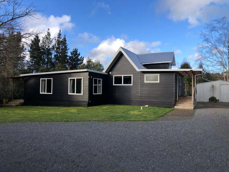 149 Whangamata Road Kinloch_0