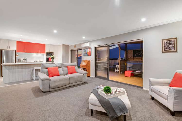 14 Kingfisher Road Silverdale_5