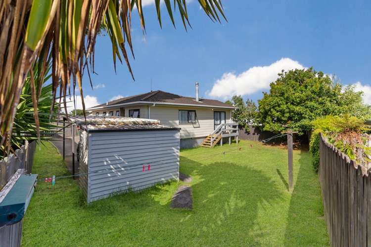 8 Zurich Place Manurewa_13