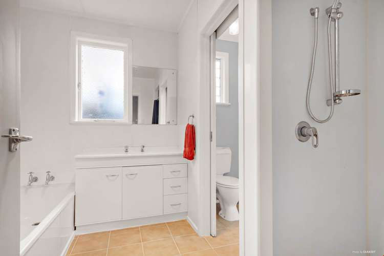 1 Edgerton Road Te Atatu Peninsula_8