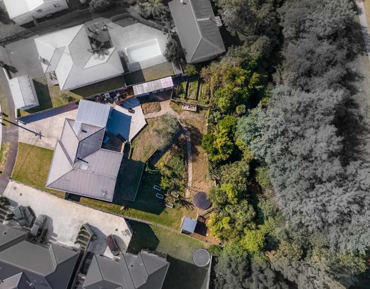 11 Morrison Crescent Glenview_17