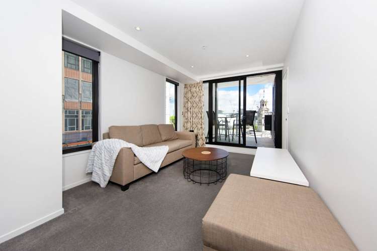 710/8 Airedale Street City Centre_11