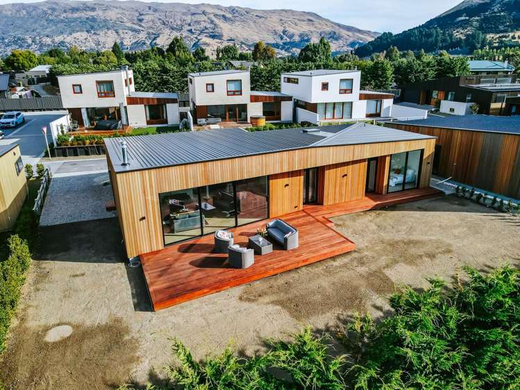 13 Fern Burn Close Wanaka_27