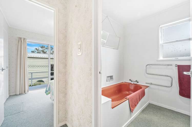 7 Joydon Place Stanmore Bay_17