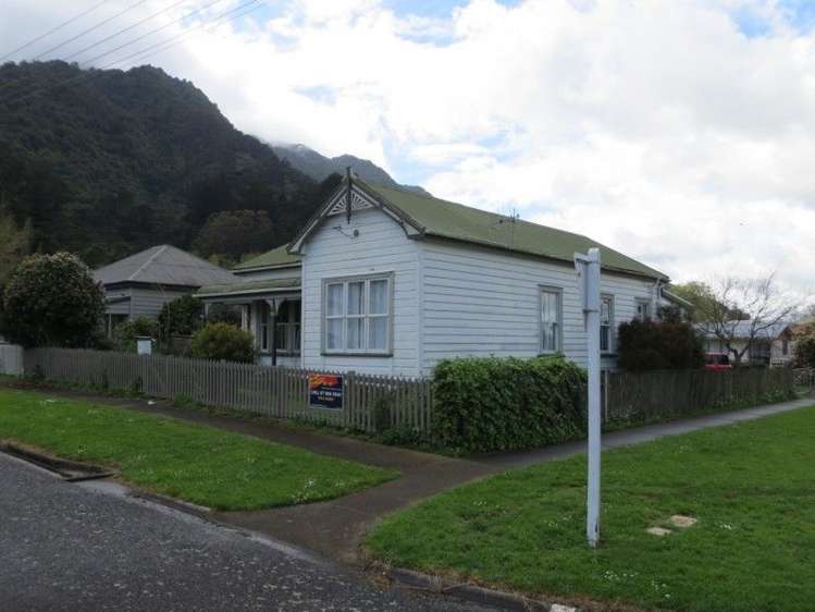 7 Rolleston Street Te Aroha_21