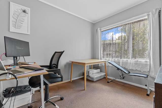 5 Joanna Place Deanwell_2