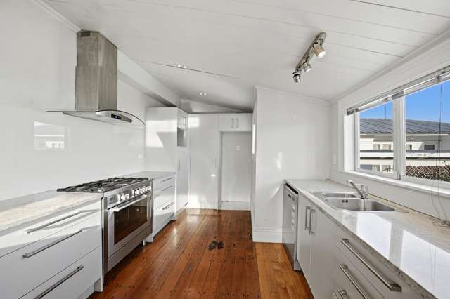 1/102 Queen Street Northcote Point_3
