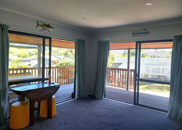 Whiritoa Coastal Living