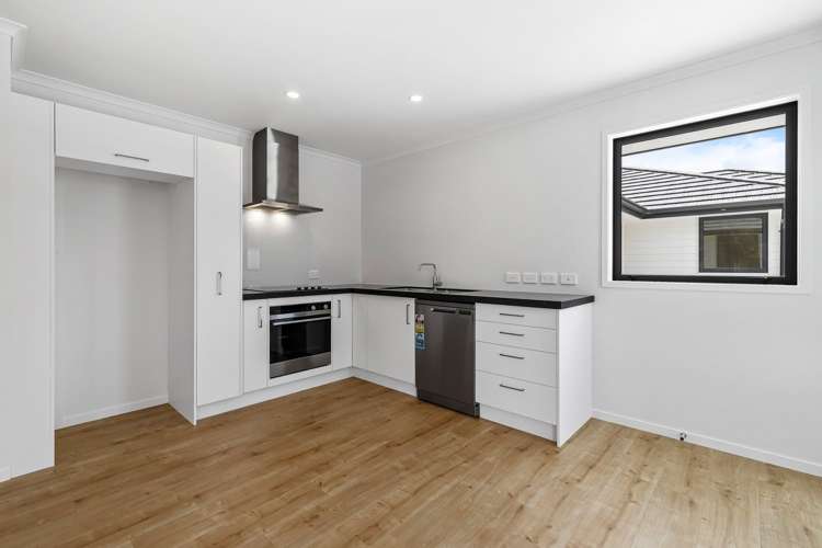 1/85 Atkinson Road Titirangi_2