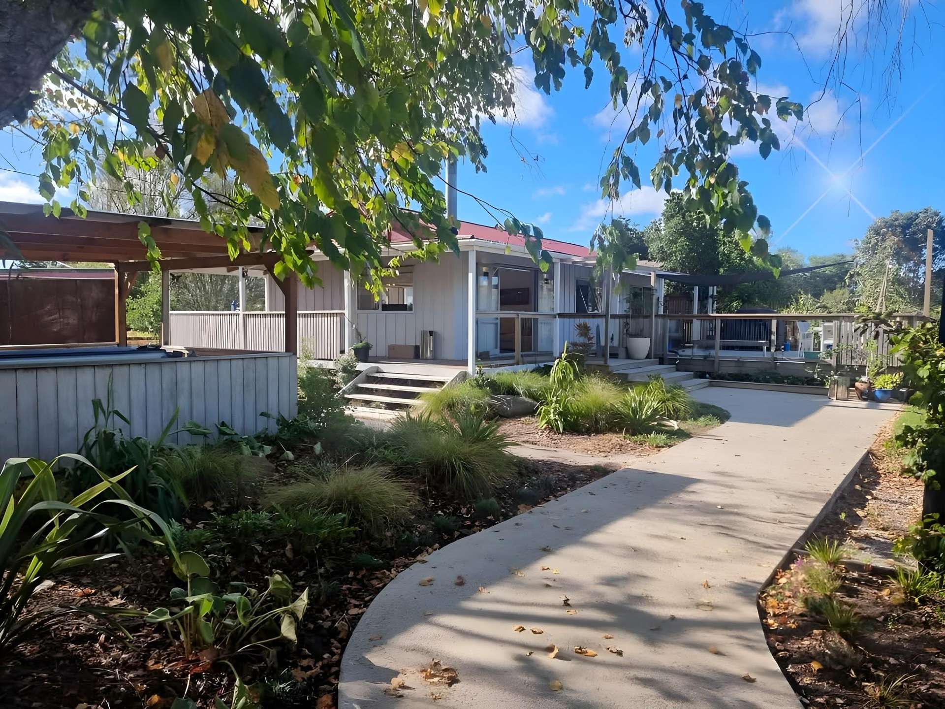 2326 State Highway 16 Helensville_0