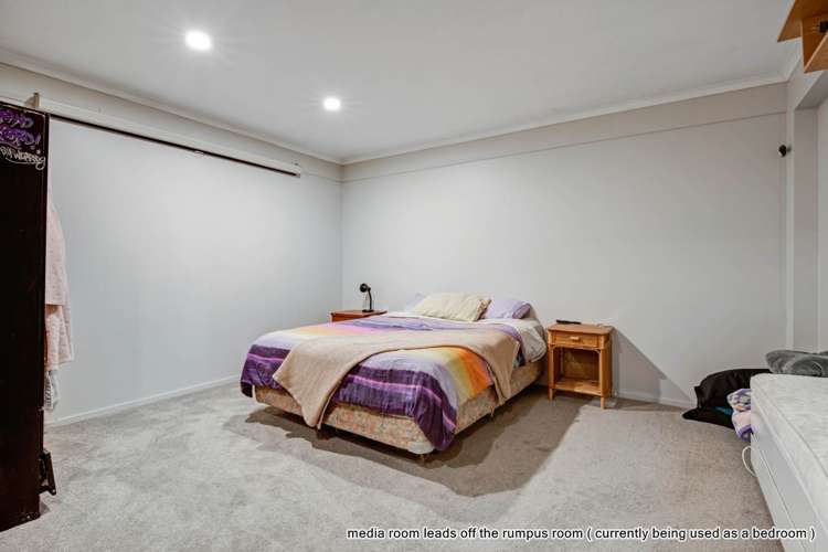 33 Surf Road Stanmore Bay_25