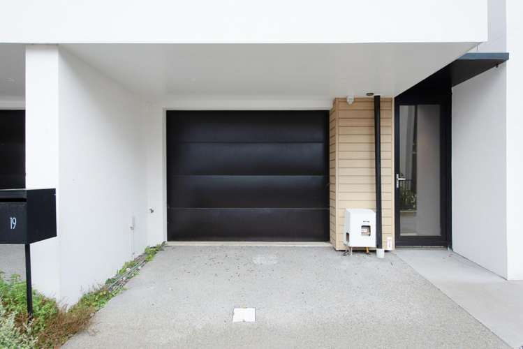 19 Erica Pabst Way 1283_1