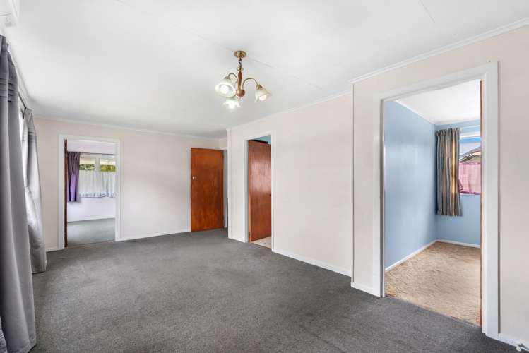 73 Great North Road Te Kamo_11