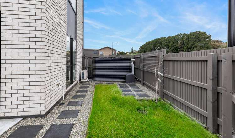 13 Wakaturia Way Glenfield_16