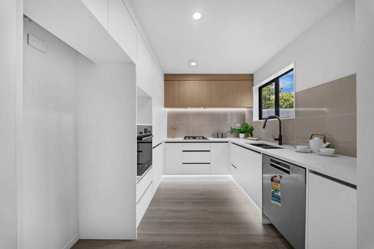 2/60 Landscape Road Papatoetoe_20