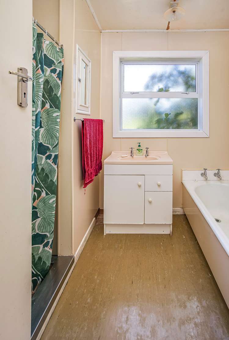 33 Manuka Bay Road Domett_15