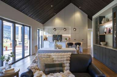 103 Toms Creek Road_3